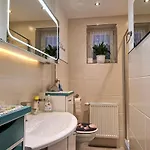 公寓 2 Bedroom Amazing In *