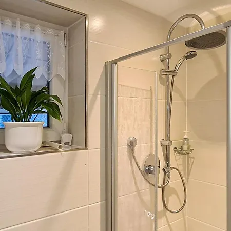 2 Bedroom Cozy In * Suhl